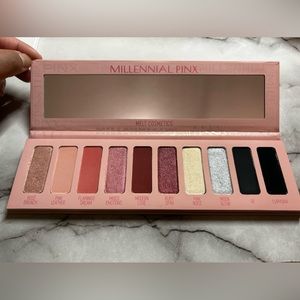Melt Millenial Minx Eyeshadow Palette